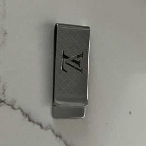 Louis Vuitton money clip